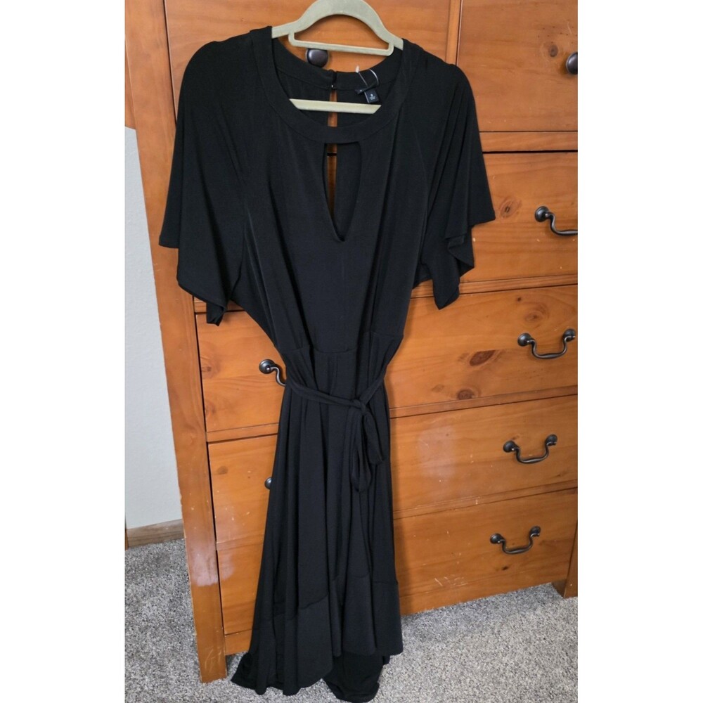 NWT Torrid  Black Midi Dress Hi Low  Short Sleeve Tie Cut Out Neckline Stretch
